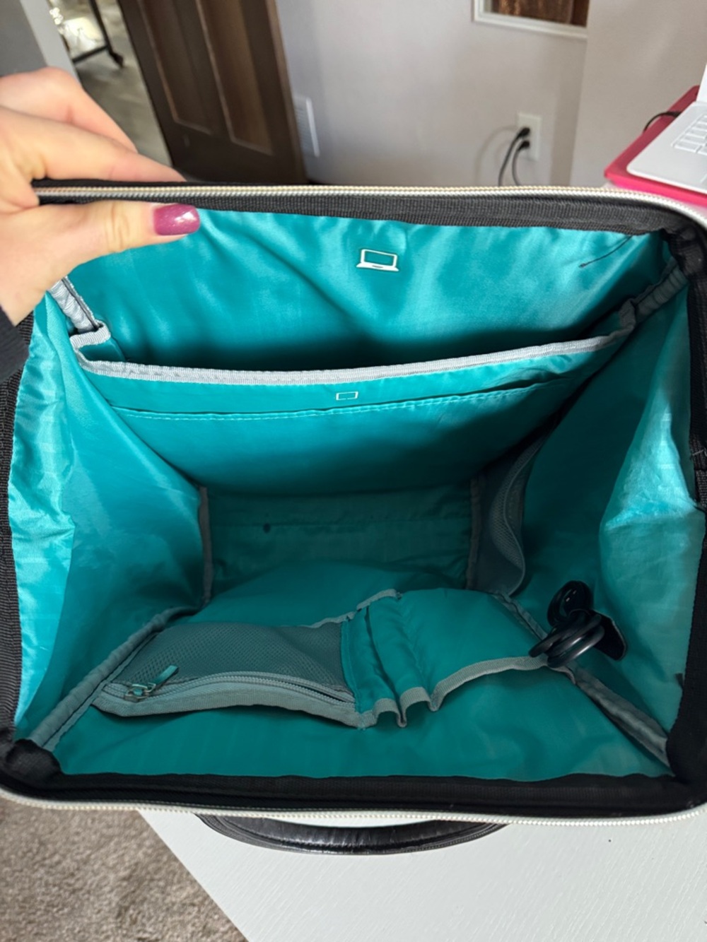 Laptop Backpack - Picture 2 of 9